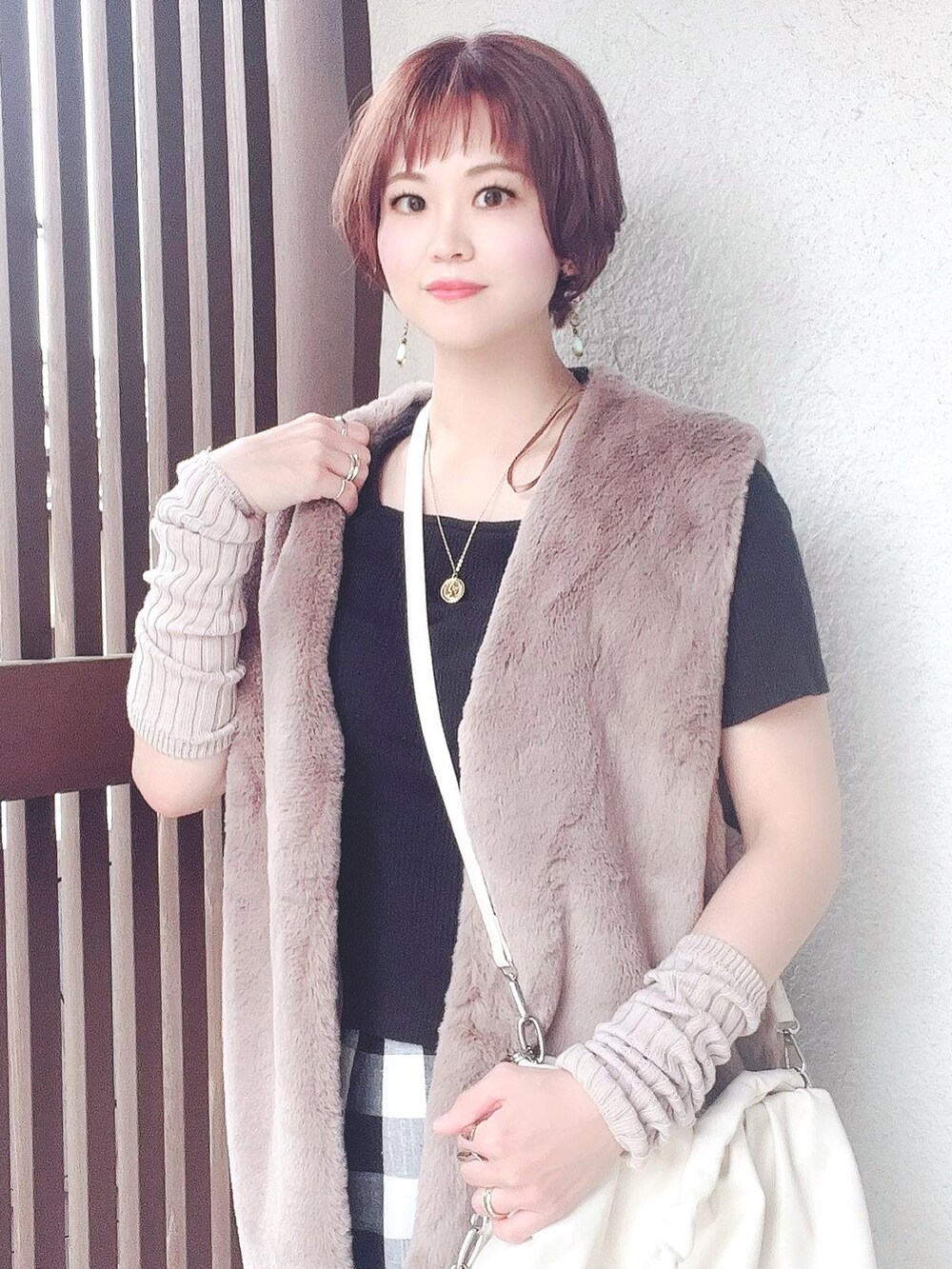 「秋カラー、秋コーデ、マーメイドスカート、#オトナカジュアル、大人カジュアル、休日コーデ」｜「しまむらのアイテム（ジャケット/アウター、ブラウン系）」を使った、えりりんさん（レディース・161cm）の秋コーディネートの4枚目の写真