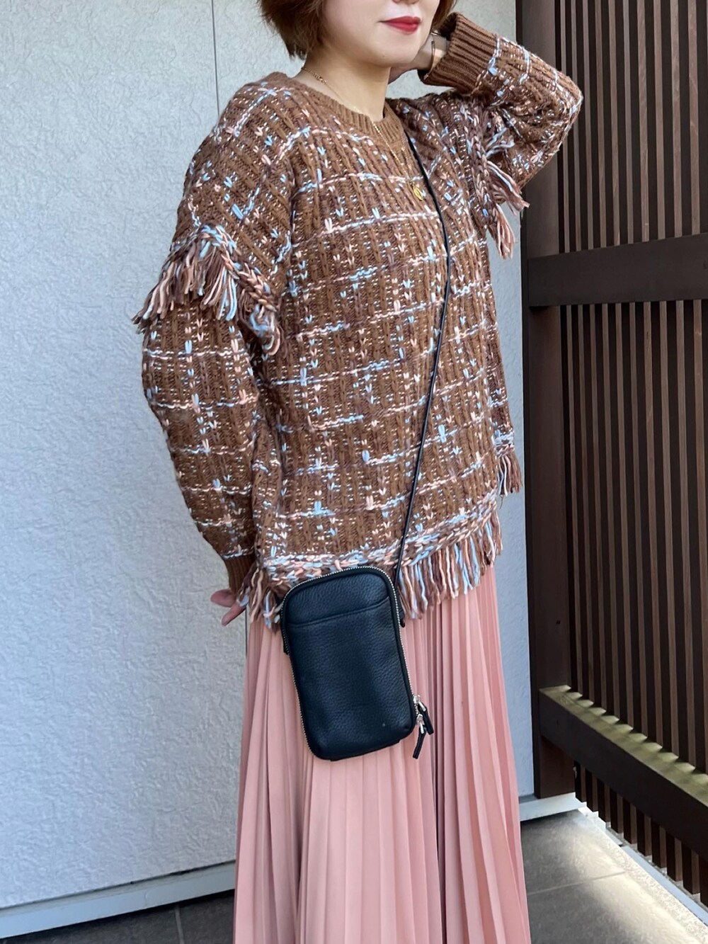 「カジュアル、秋コーデ、おしゃれさんと繋がりたい、ロングスカート」｜「B:MING LIFE STORE by BEAMSのアイテム（スカート、ピンク系）」を使った、えりりんさん（レディース・161cm）の秋コーディネートの5枚目の写真