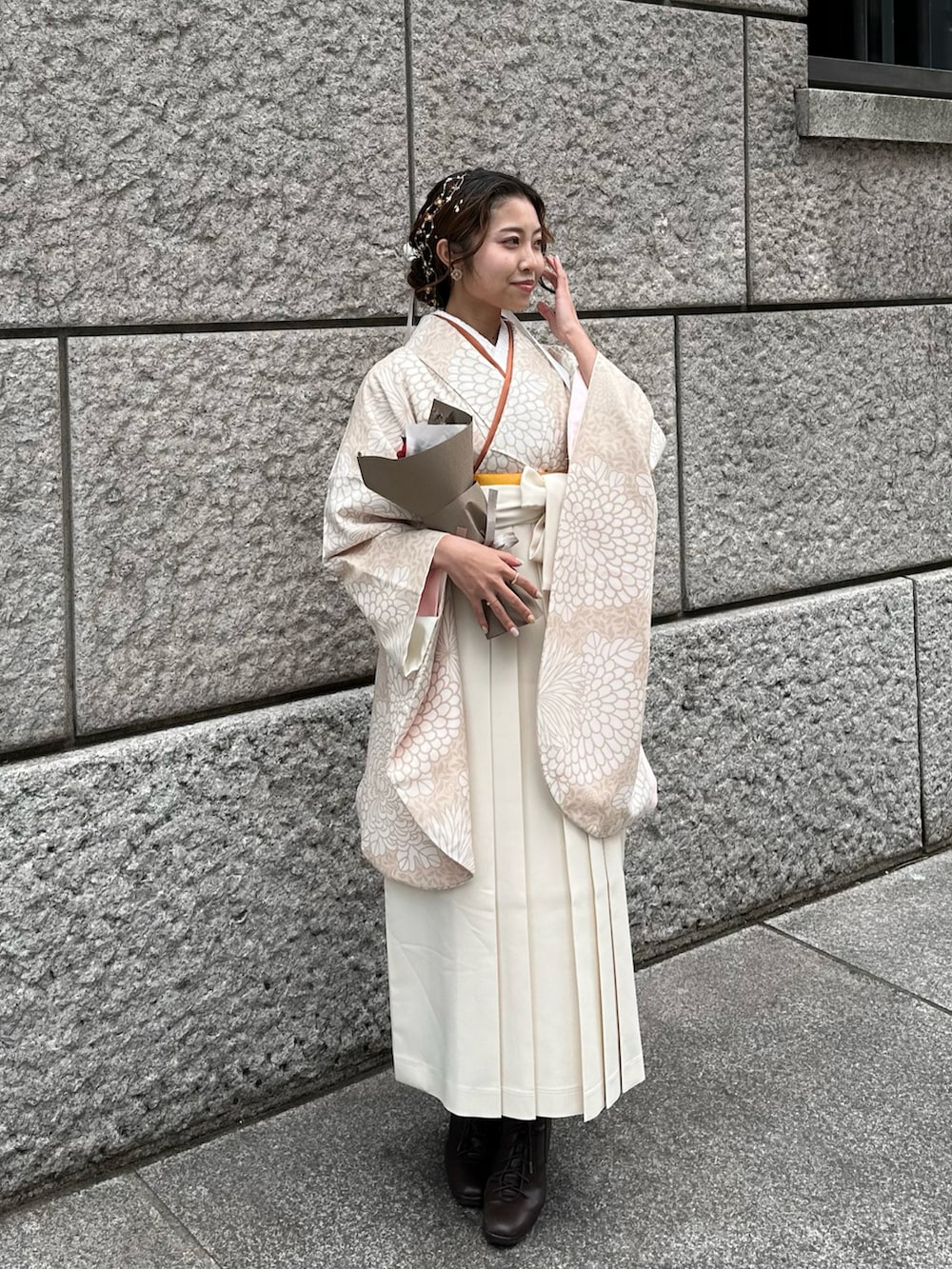 「卒業式、袴、淡色コーデ、和装、低身長コーデ、骨格ウェーブ」｜「JILL by JILL STUARTの◇レースアップブーティー（ブーツ、ブラウン系）」を使った、m a p oさん（骨格ウェーブ・レディース・149cm）の冬コーディネートの2枚目の写真