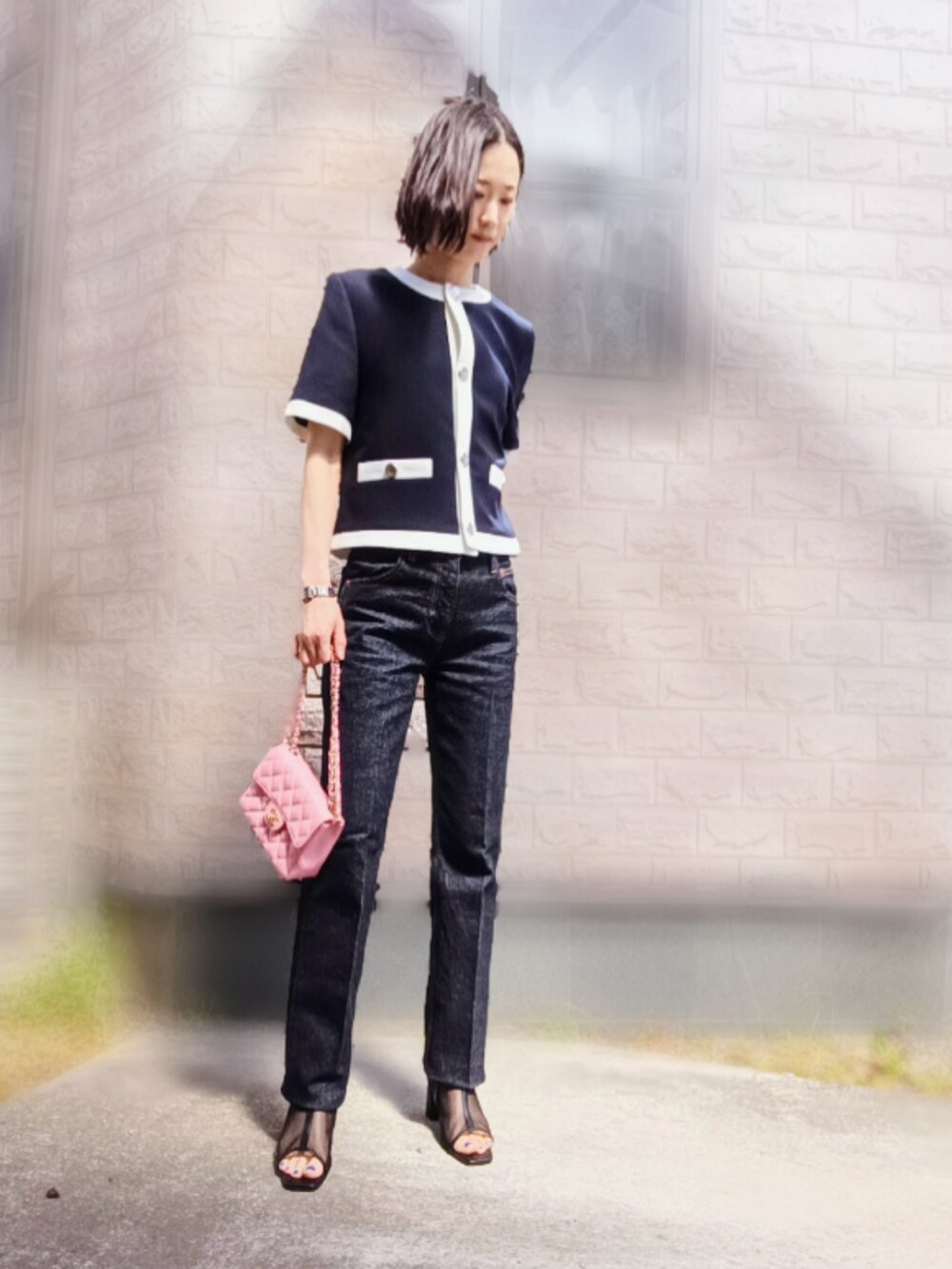 CHANELのアイテムを使った「チェーンバック」の人気ファッション