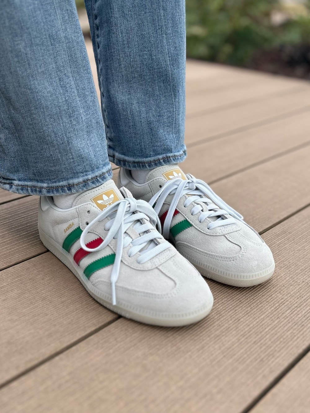 「スニーカー、adidas、アディダス、タンクトップ、adidas originals、クロップドトップス、アディダスオリジナルス、サンバ、リブトップス」｜「adidasのアディダス オリジナルス クロップドタンクトップ / アディダスオリジナルス adidas Originals（タンクトップ、ブルー系）」を使った、SEさん（レディース・160cm）の春コーディネートの4枚目の写真