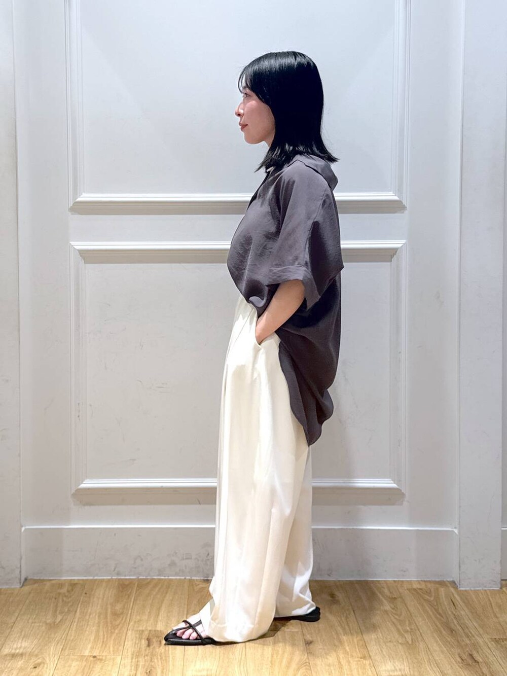 「低身長、ベーシック/シンプル、ナチュラル」｜「A part byのネックカフ（ネックレス、シルバー系）」を使った、moriさん（レディース・148cm）の春コーディネートの2枚目の写真