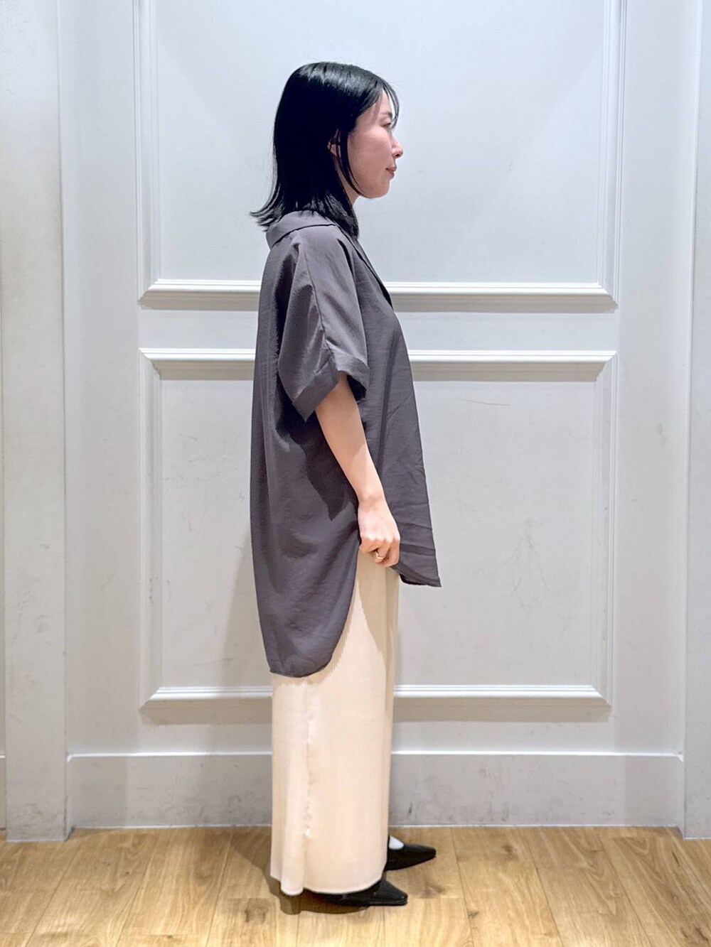 「低身長、ベーシック/シンプル、ナチュラル」｜「A part byのネックカフ（ネックレス、ゴールド系）」を使った、moriさん（レディース・148cm）の春コーディネートの4枚目の写真