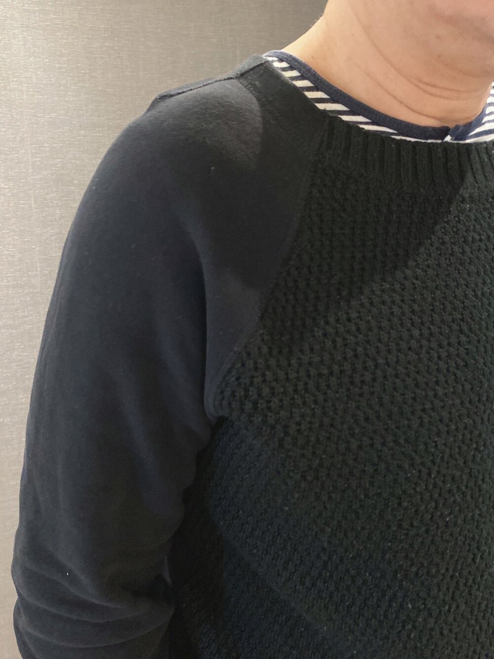 「ootd、冬服、converse、牛仔褲、鹽系風格、針織上衣、拼接、裙型褲、休閒、條紋T、ALL STAR、菱形格紋、argylecheck、工裝褲」｜「CONVERSE ALL STARのアイテム（スニーカー、ブラック系）」を使った、Daniel丹老爺さん（メンズ・176cm）の秋コーディネートの2枚目の写真