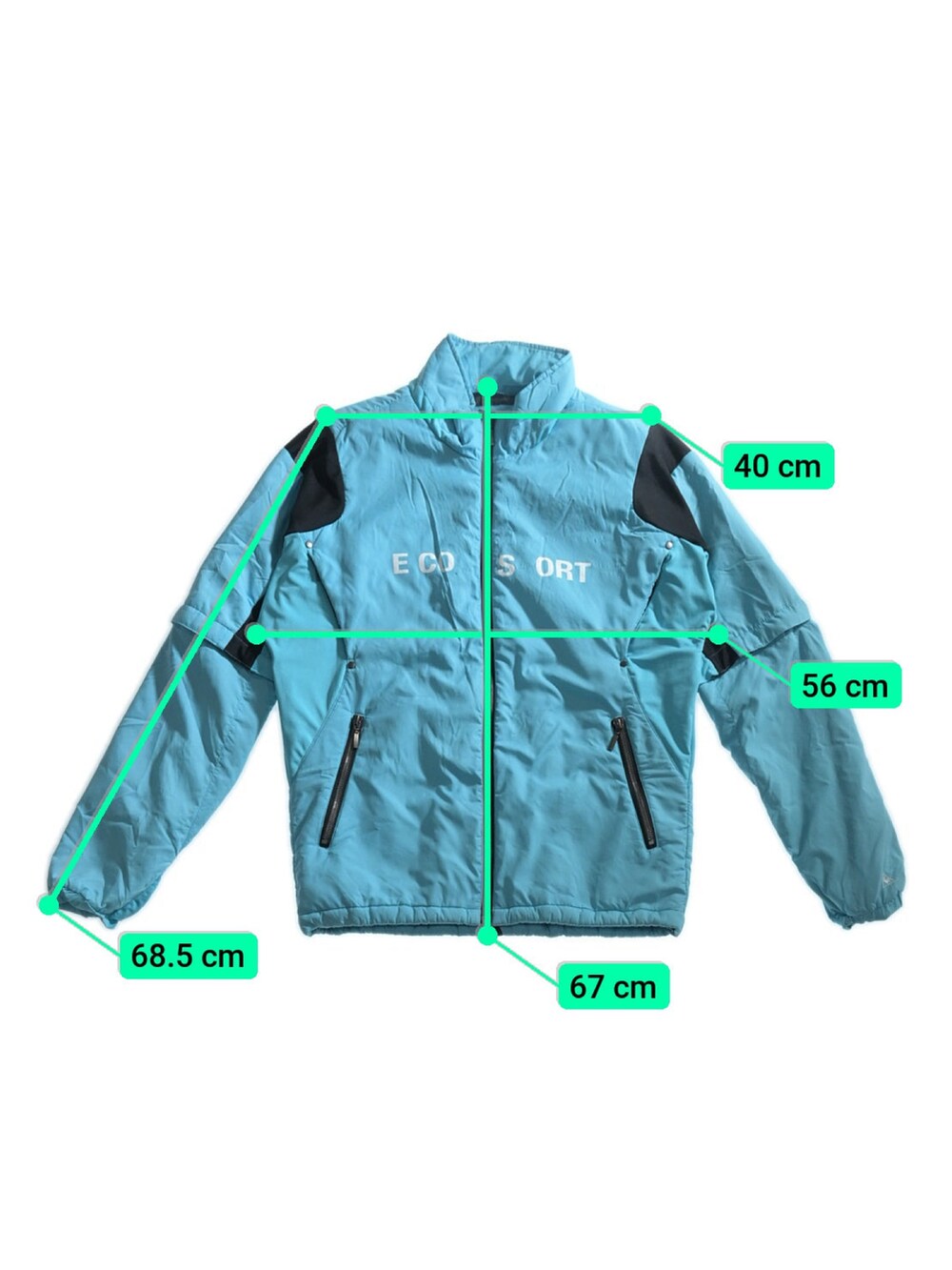 ブルー系のテーラードジャケットを着用したメンズの冬コーディネートの4枚目の写真