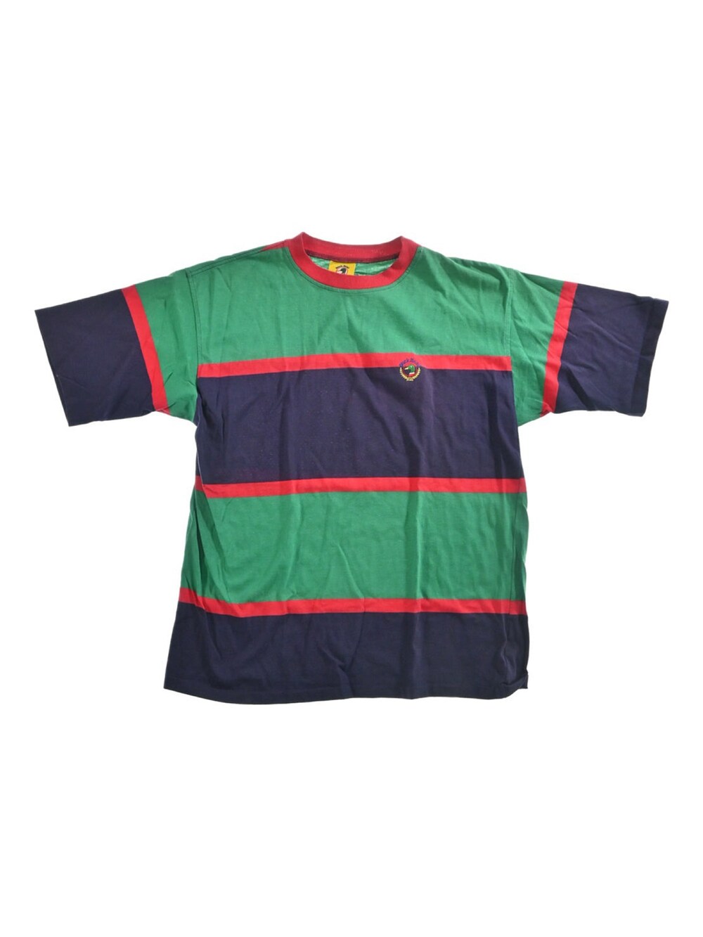 グリーン系のTシャツ/カットソーを着用したメンズの春コーディネートの2枚目の写真