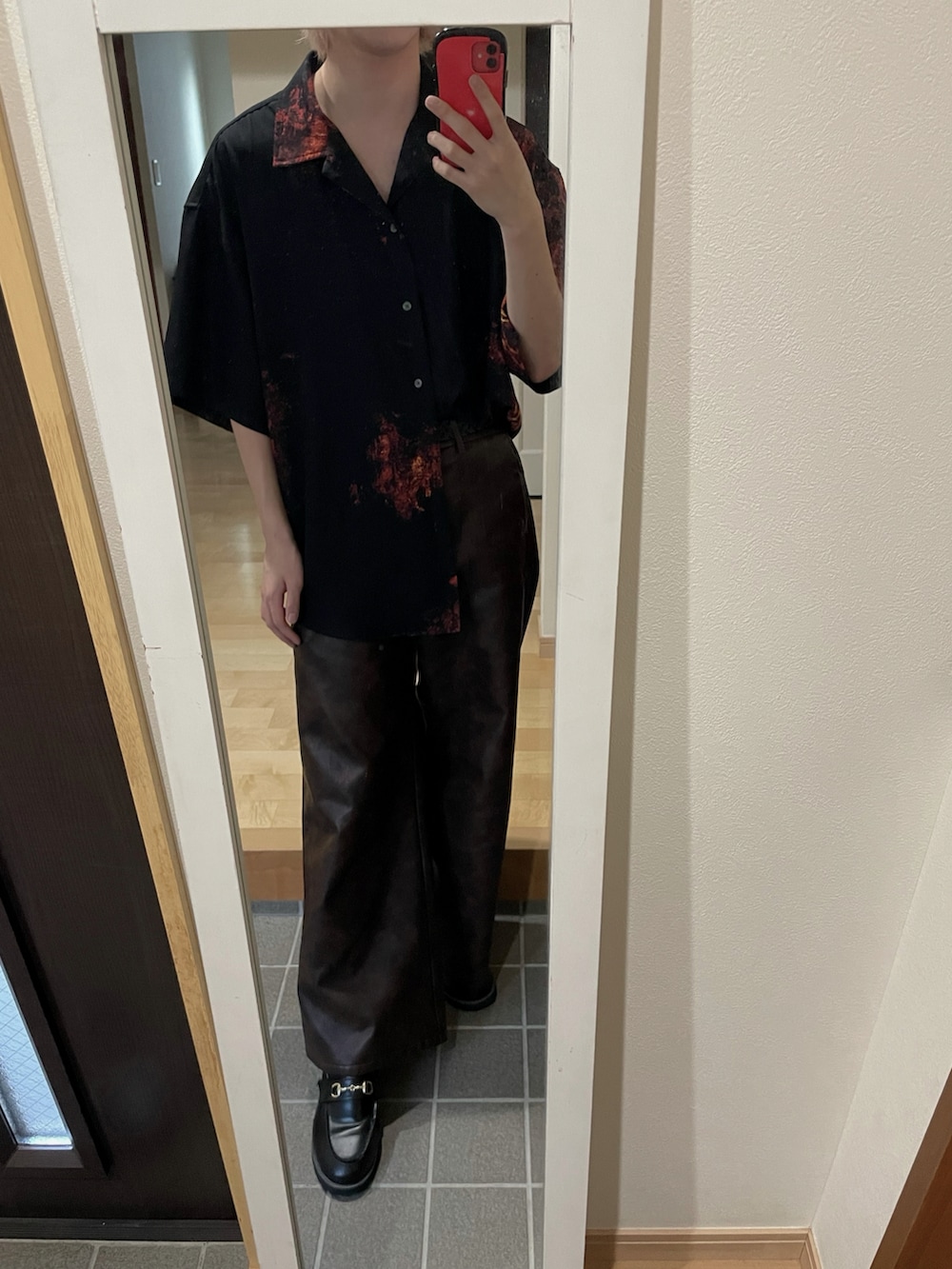 「夏服メンズ、夏服コーデ、夏服」｜「HAREのアイテム（パンツ、ブラウン系）」を使った、TAKUTOさん（骨格ウェーブ・メンズ・177cm）の夏コーディネートの2枚目の写真
