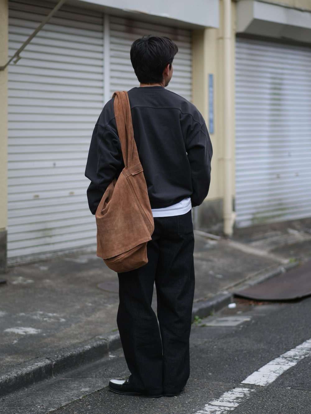 けーすけさんの「＜AURALEE（オーラリー）＞ デニム パンツ■■■（AURALEE）」を使ったコーディネートの2枚目の写真
