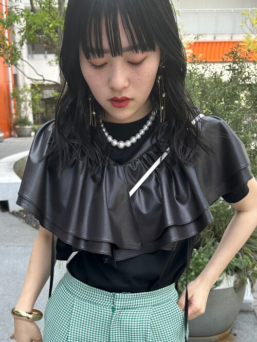 ameri vintage UMBRELLA RAFFLE TOP ブラック Ameri（アメリ）の「UMBRELLA RAFFLE TOP（シャツ/ブラウス