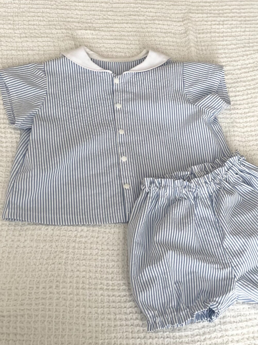 「０歳、1歳、80cm、90cm、おんなのこ、おとこのこ、キッズファッション」｜「Handmadeのアイテム（シャツ/ブラウス、ブルー系）」を使った、MON ANGEさん（キッズ・80cm）の秋コーディネートの2枚目の写真
