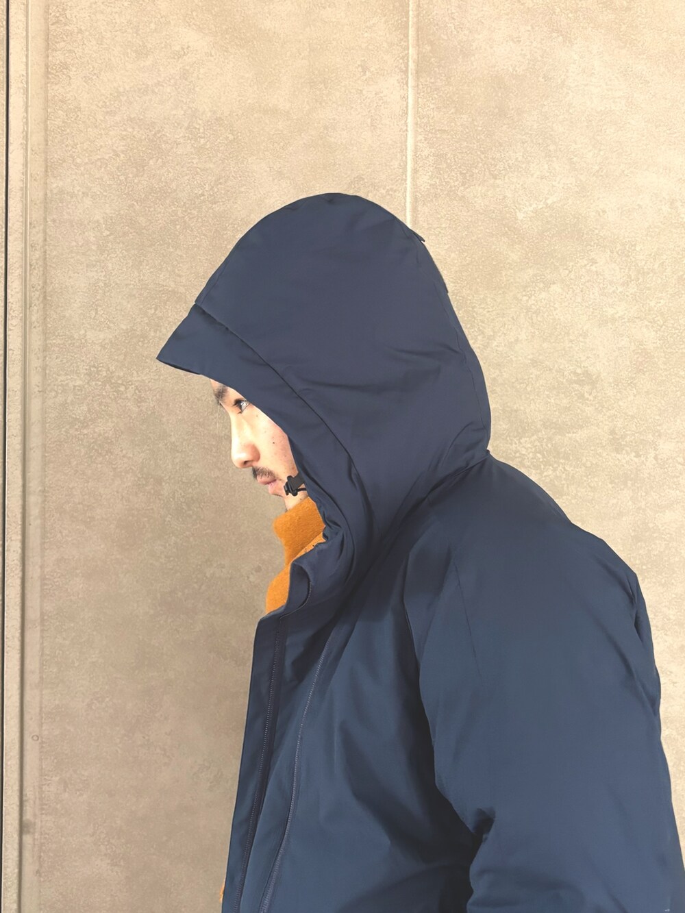 「スノーピーク、スノーピークアパレル、スノーピーク福山、ダウン、ダウンジャケット、800フィルパワー、800FP、防水、防水アウター、防水ジャケット、軽量、軽量アウター、アウトドア、アウトドアスタイル、キャンプ」｜「Snow Peakの2L Lightweight Down Jacket（ダウンジャケット/コート、ブルー系）」を使った、Yuki Matoba さん（メンズ・161cm）の冬コーディネートの7枚目の写真