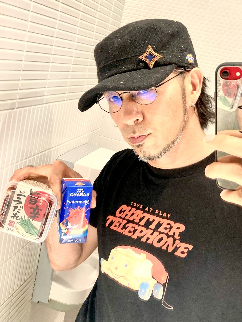 「休日コーデ、メンズコーデ、ミリタリー、ワークキャップ、Tシャツ、アメカジ、アメカジコーデ、カジュアルコーデ、TOY STORY、トイストーリー、ロゴT」|「Dickiesのアイテム(キャップ、ブラック系)」を使った、Anthony.Tさん(メンズ・172cm)の夏コーディネートの5枚目の写真