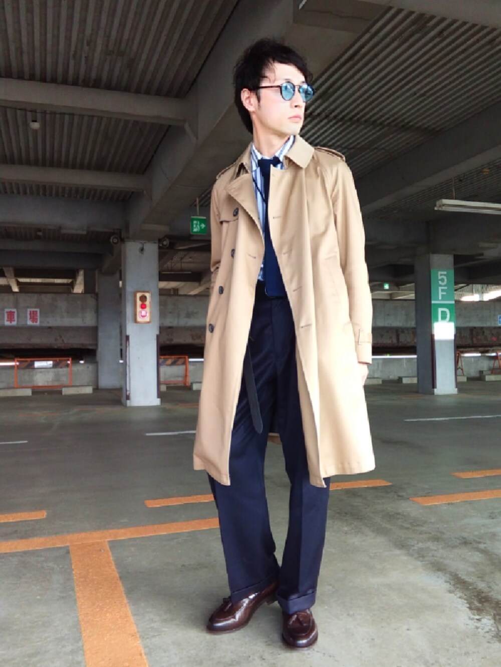 「メンズコーデ、休日スタイル、春、おしゃれさんと繋がりたい、春服コーデ、春ファッション」｜「BEAMS PLUSのアイテム（ネクタイ、ブルー系）」を使った、coen5910emさん（メンズ・168cm）の春コーディネートの2枚目の写真