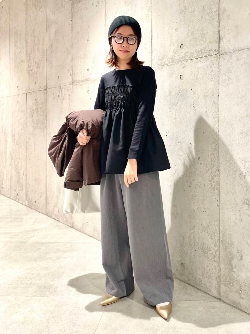 「ママコーデ、きれいめカジュアル、冬コーデ、SonnyLabel、30代、ママファッション、お出かけコーデ、ブーツコーデ、骨格ウェーブ、30代前半、イエベ秋、ウェーブ×イエベ秋、高身長おススメアウター、私のイチ推しブランド、ウェーブ×カジュアル」|「URBAN RESEARCH Sonny Labelのフーディーダウンジャケット(ダウンジャケット/コート、ブラウン系)」を使った、アサミさん(レディース・163cm)の冬コーディネートの6枚目の写真