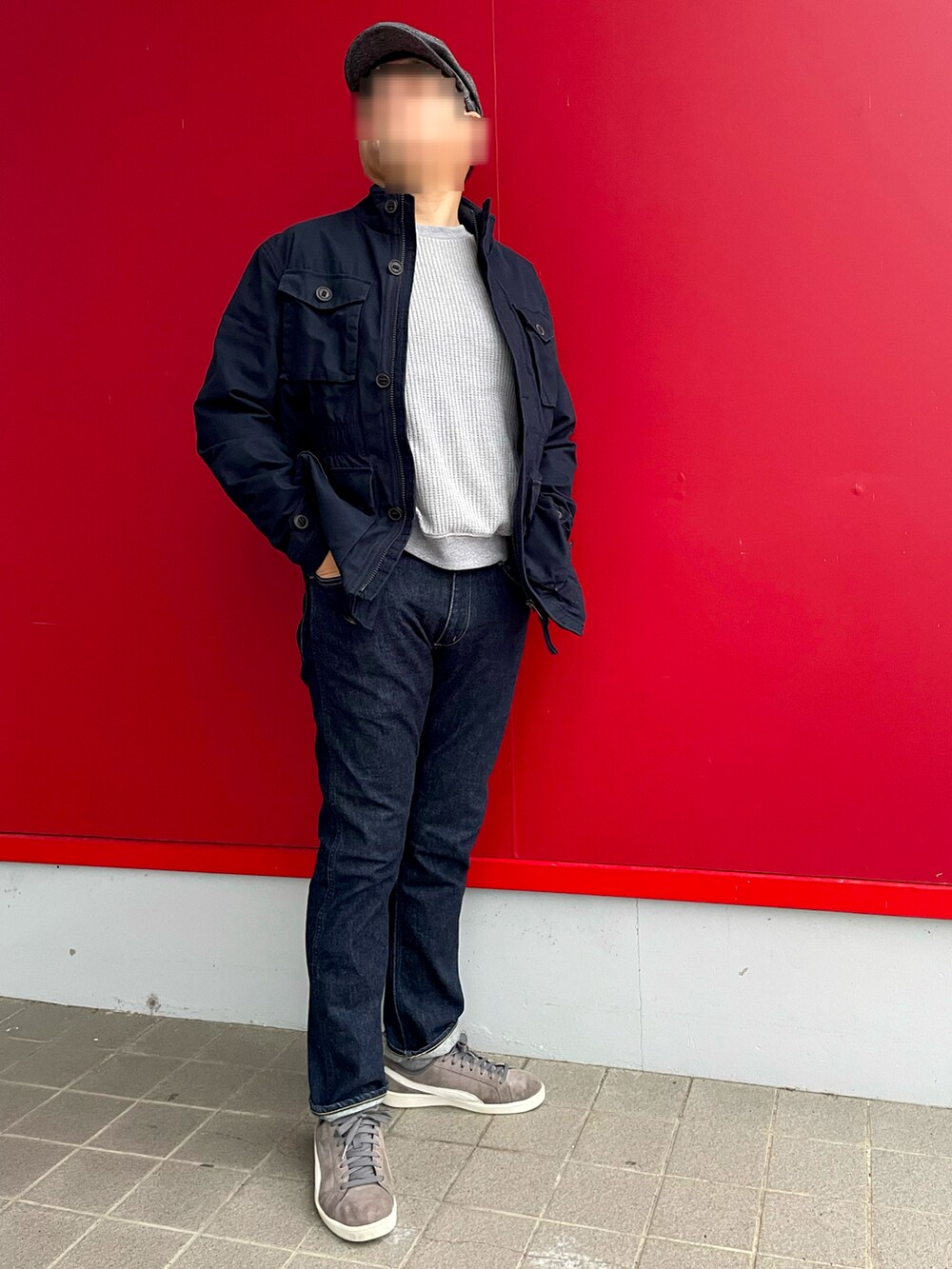 「スタンドカラージャケット、春のおしゃ見えテクニック、春コーデ、カジュアルコーデ、esprit、FREAKS STORE、puma suede、PUMA、dj honda、MARLOND」｜「FREAK'S STOREのスキニーデニムパンツ（デニムパンツ、ブルー系）」を使った、Yukioさん（メンズ・173cm）の春コーディネートの4枚目の写真
