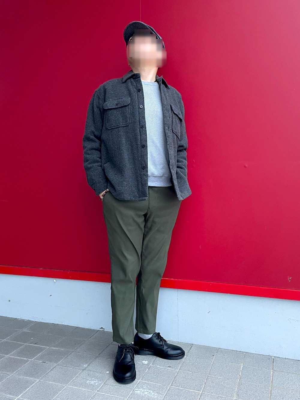 「CPOジャケット、ワッフルニット、テーパードパンツ、ポストマンシューズ、ハンチング、ファッションを楽しもう、メンズファッション、50代コーデ、お洒落さんとつながりたい」｜「BACK NUMBERのポストマンシューズ（ドレスシューズ、ブラック系）」を使った、Yukioさん（メンズ・173cm）の春コーディネートの2枚目の写真