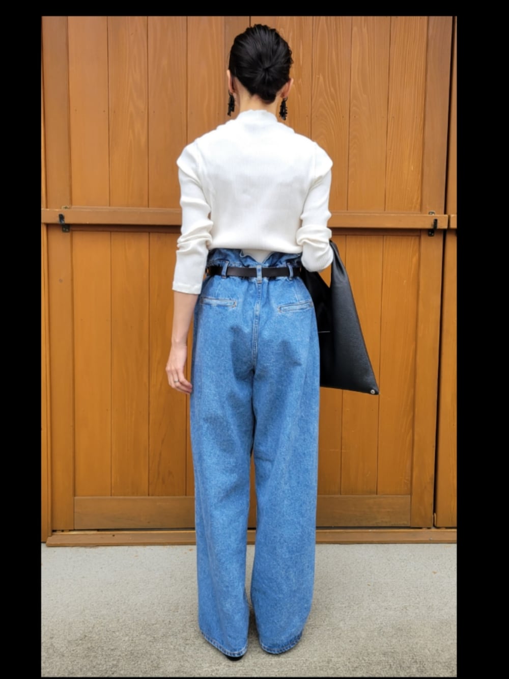 さおりんこさんの「Waist Tuck Denim（anuke）」を使ったコーディネートの3枚目の写真