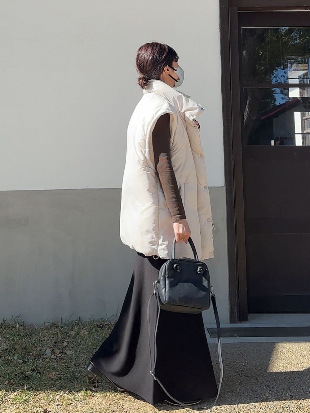 「オトナ女子、休日スタイル、ダウンベスト、中綿ブルゾン、tiptop、秋冬コーデ、153cm、yunco_de」｜「tiptopのベスト2wayフェイクダウンブルゾン（ダウンジャケット/コート、ホワイト系）」を使った、yunさん（レディース・153cm）の秋コーディネートの3枚目の写真