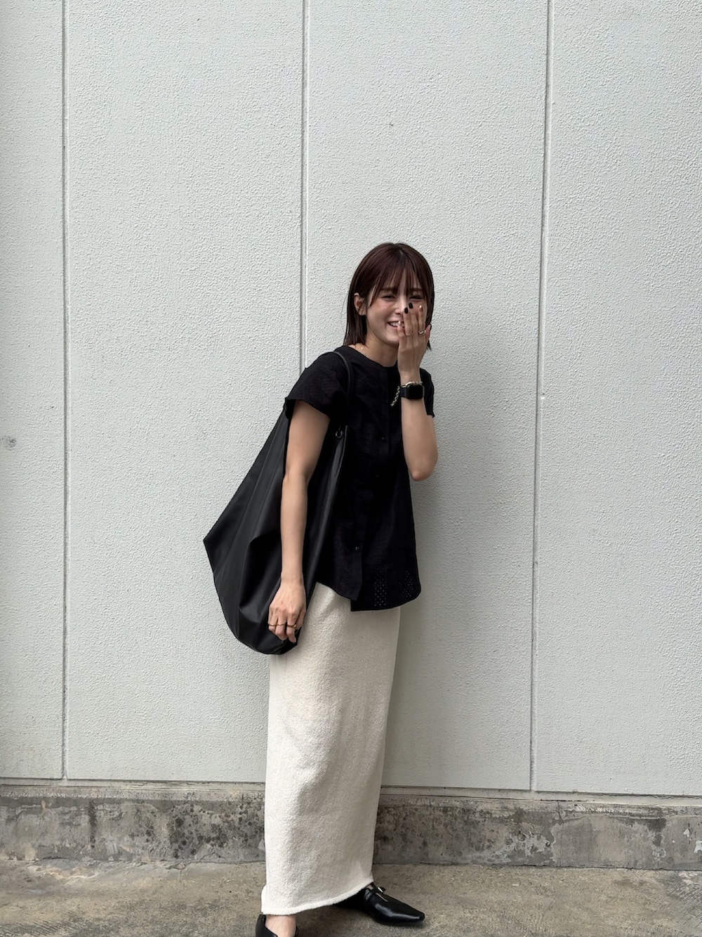 「ＧＷ、PR、初夏コーデ、おでかけコーデ、サニーレーベル」｜「URBAN RESEARCH Sonny Labelのバンドカラーコットンレースシャツ（シャツ/ブラウス、ブラック系）」を使った、yunさん（レディース・153cm）の春コーディネートの2枚目の写真