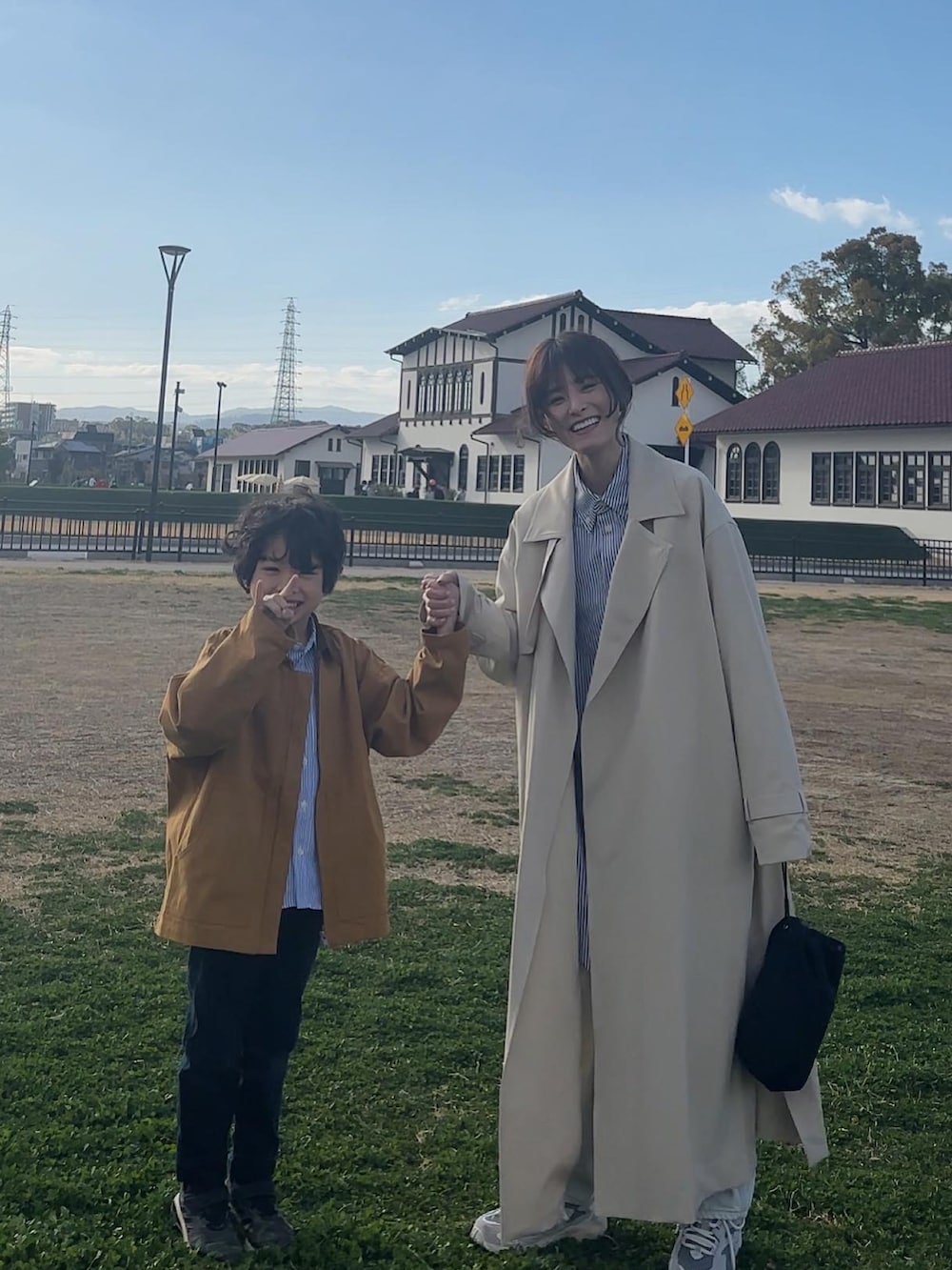 「春コーデ、春、153cm、おやこーで。、親子コーデ、くーちゃん、kucode、yunco_de、153」｜「CLANEのCLANE/クラネ/HUGE SHIRT（シャツ/ブラウス、その他）」を使った、yunさん（レディース・153cm）の春コーディネートの2枚目の写真