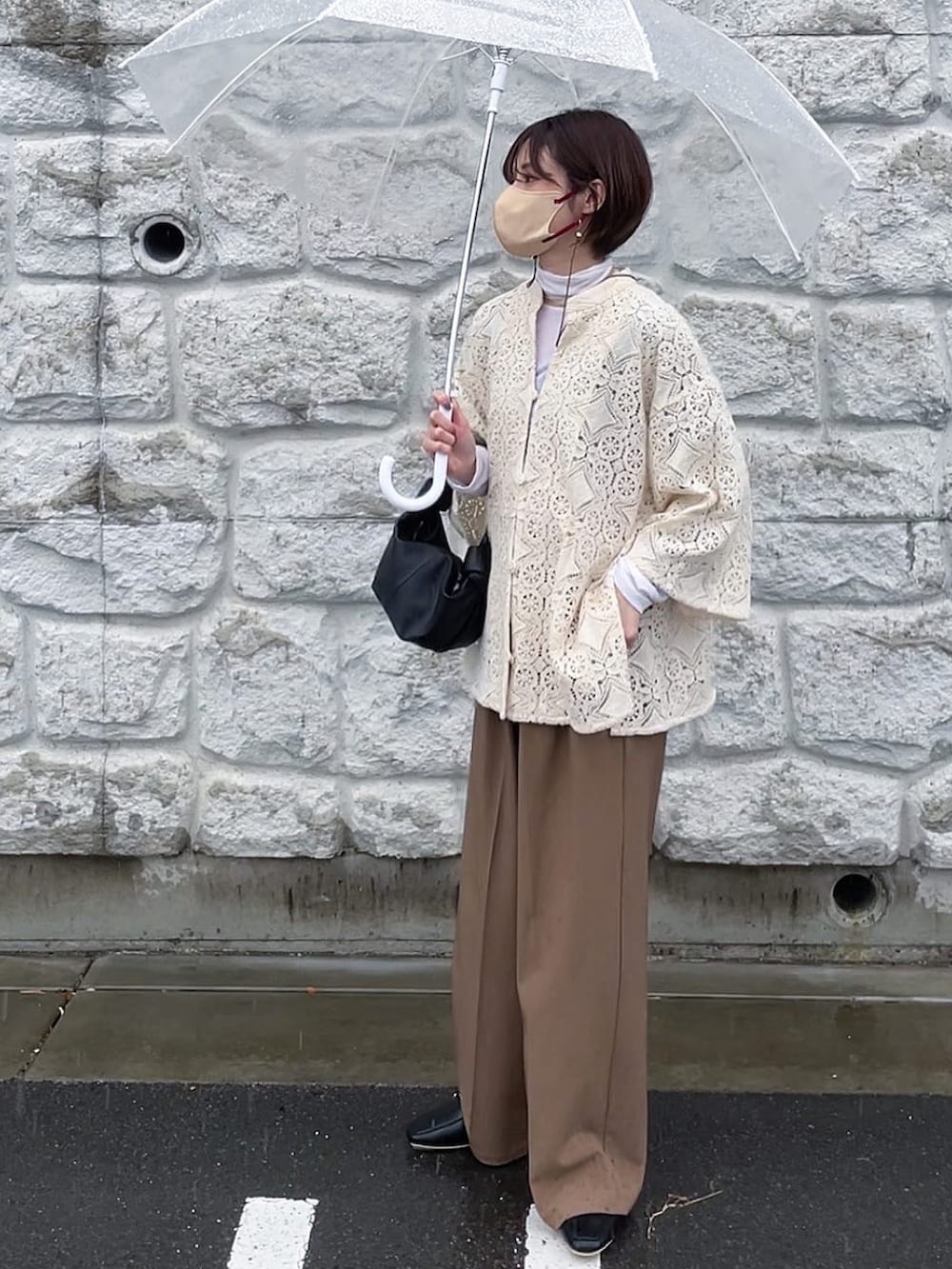 「大人カジュアル、SENSEOFPLACE、yunco_de、yunくろ、yunclo、CLANE、パンツスタイル、153cm、低身長」｜「SENSE OF PLACE by URBAN RESEARCHのフェイクレザービットローファー（ローファー、ブラック系）」を使った、yunさん（レディース・153cm）の春コーディネートの4枚目の写真
