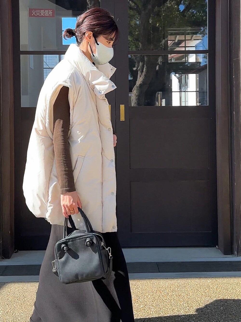「オトナ女子、休日スタイル、ダウンベスト、中綿ブルゾン、tiptop、秋冬コーデ、153cm、yunco_de」｜「tiptopのベスト2wayフェイクダウンブルゾン（ダウンジャケット/コート、ホワイト系）」を使った、yunさん（レディース・153cm）の秋コーディネートの4枚目の写真