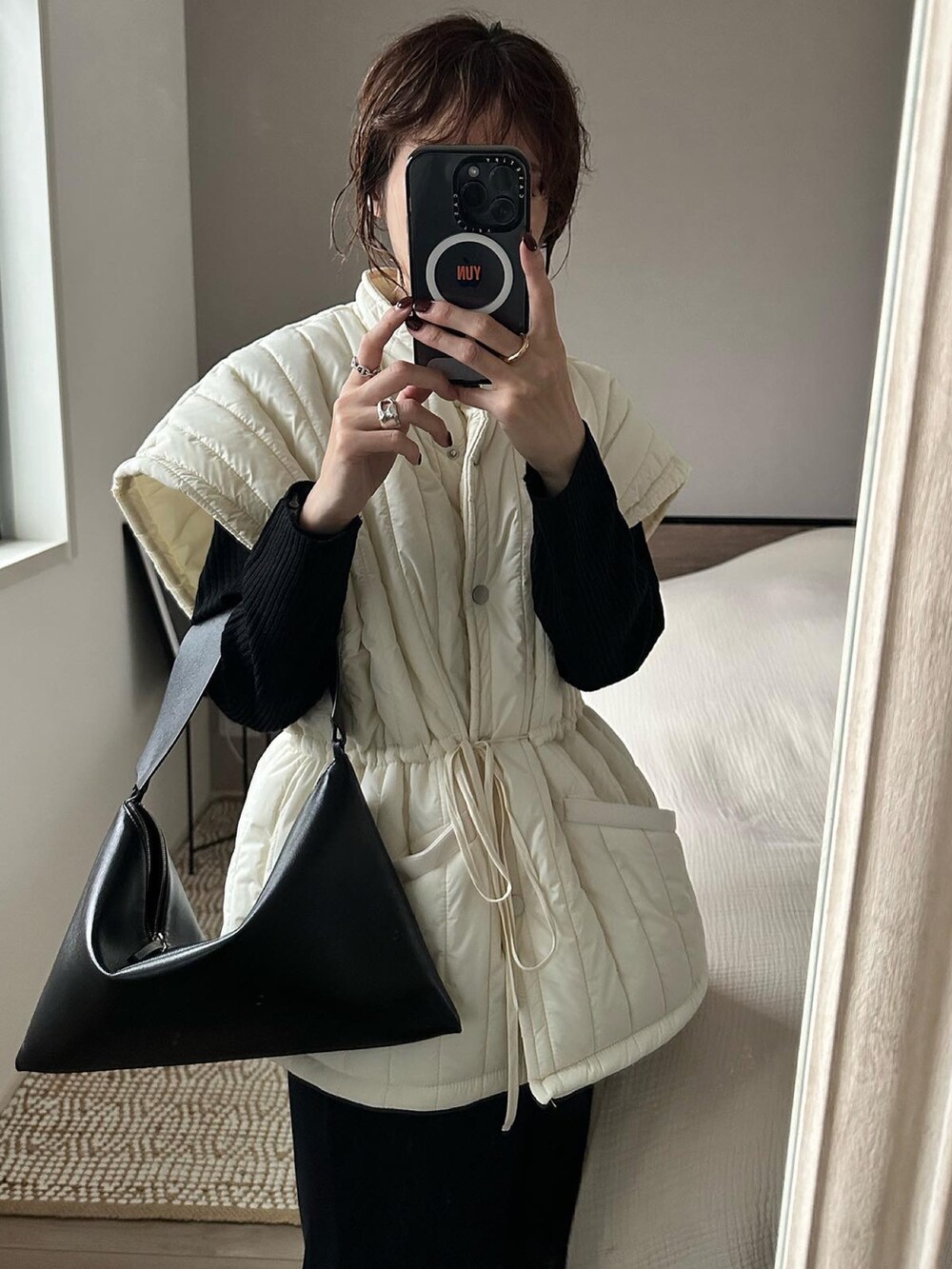 「WEARハロウィン2022、秋のコーデ、reca、楽チンコーデ」｜「HANNEの【by kumika】ウエストドロストキルティングベスト（その他アウター、ホワイト系）」を使った、yunさん（レディース・153cm）の秋コーディネートの2枚目の写真