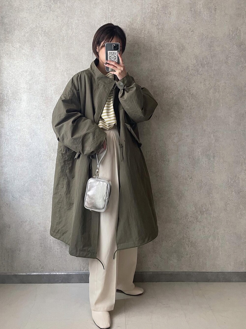 「春カラー、今日のコスメと服、モッズコート、GU、GRL、ボーダートップス、ゆみーつ、meets」｜「GRLのストレッチスクエアトゥショートブーツ（ブーツ、ホワイト系）」を使った、yunさん（レディース・153cm）の冬コーディネートの3枚目の写真
