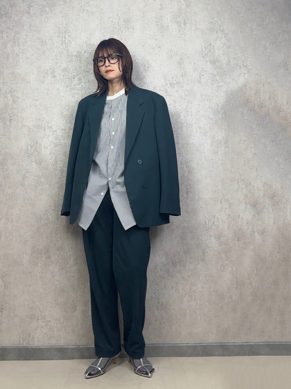 「オトナカジュアル、UNIQLO、ユニクロ、セットアップ、yunco_de、153cm、低身長」｜「UNIQLOのアイテム（ジャケット/アウター、グリーン系）」を使った、yunさん（レディース・153cm）の冬コーディネートの3枚目の写真
