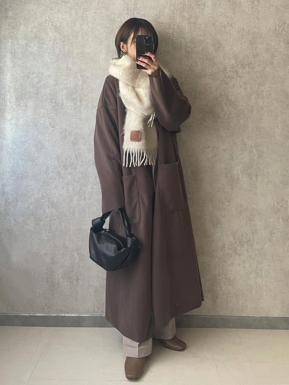 「未来のWEARISTAプロジェクト、PR、mysty woman、LOEWE、BOTTEGA VENETA、GRL、大人カジュアル、ベージュコーデ」｜「GRLのストレッチスクエアトゥショートブーツ（ブーツ、ベージュ系）」を使った、yunさん（レディース・153cm）の秋コーディネートの2枚目の写真