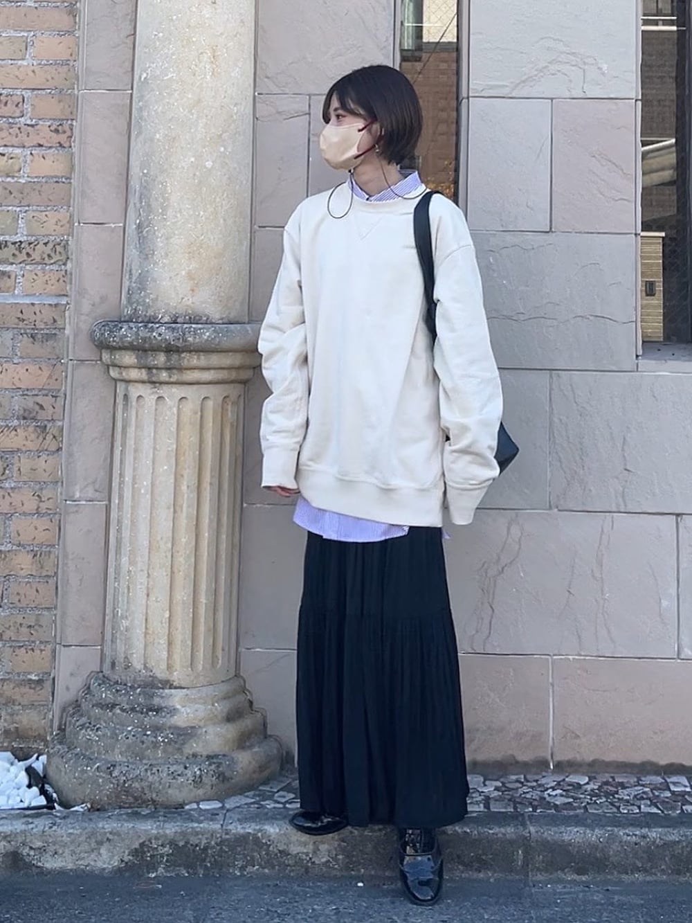 「大人コーデ、スウェット、ストライプ、yunくろ、yunco_de、yunclo、ユニクロ、UNIQLO」｜「UNIQLOのアイテム（トップス、ホワイト系）」を使った、yunさん（レディース・153cm）の冬コーディネートの2枚目の写真