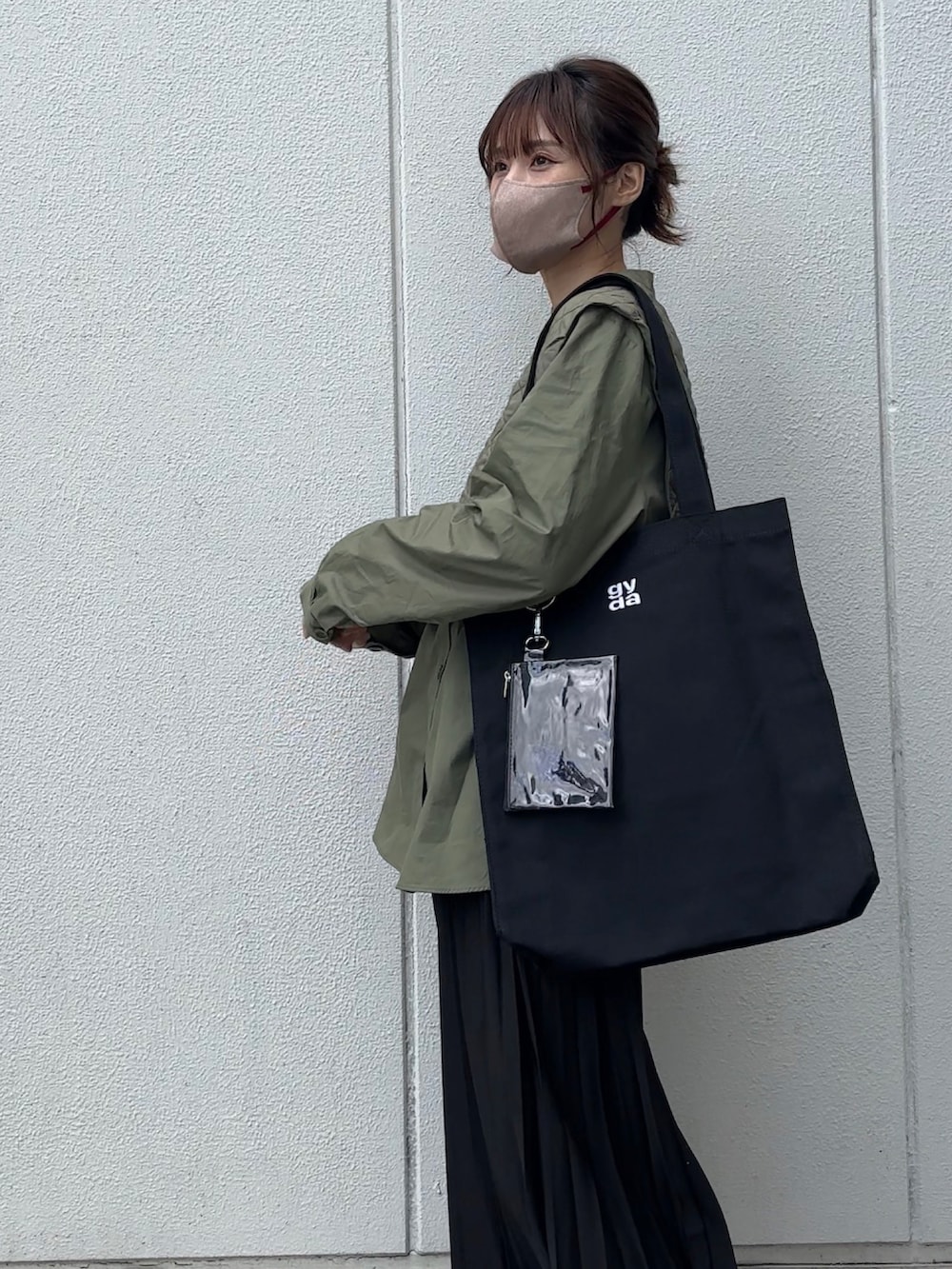 「春服デビュー宣言、トートバッグ、yunco_de、153cmコーデ、低身長女子、低身長コーデ、ZARA、WORKMAN」｜「GYDAのGYDA (ジェイダ) トートバッグ CANVAS GY-B081（トートバッグ、ブラック系）」を使った、yunさん（レディース・153cm）の春コーディネートの3枚目の写真