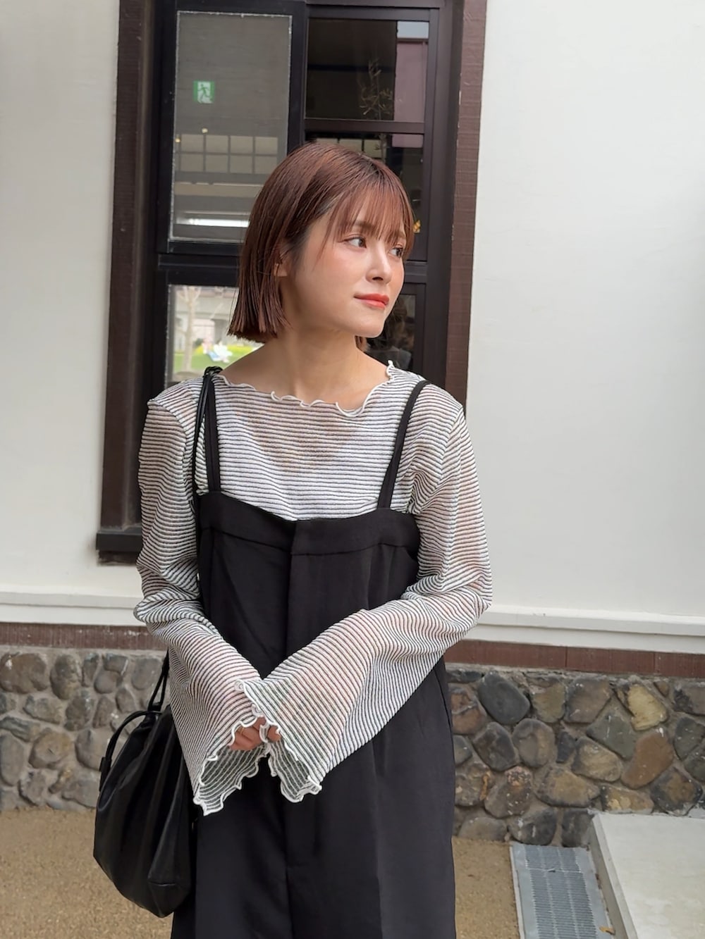 「春のNewスタイル、春服コーデ、153cm、サロペット」｜「tiptopのシアーボーダーロンT×キャミセット（Tシャツ/カットソー、ホワイト系）」を使った、yunさん（レディース・153cm）の春コーディネートの2枚目の写真