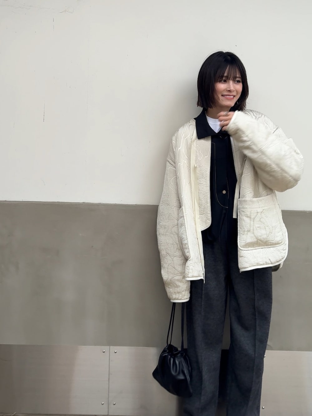 「キャナルジーン(CANAL JEAN)、TODAYFUL、153cmコーデ」｜「TODAYFULのJacquard Piping Blouson（ブルゾン、ホワイト系）」を使った、yunさん（レディース・153cm）の冬コーディネートの2枚目の写真