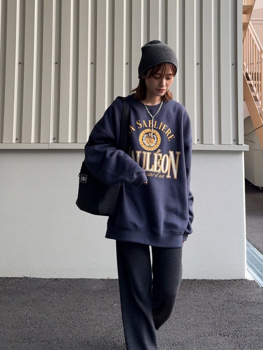 「ファッションを楽しもう、大人可愛い、PR、秋のコーデ、GYDA、ビーニー、153cm、スウェット、低身長コーデ、yunco_de」｜「Ungridのリブ編みニット帽（ニットキャップ/ビーニー、ブラック系）」を使った、yunさん（レディース・153cm）の秋コーディネートの2枚目の写真