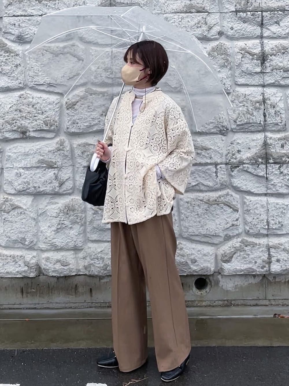 「大人カジュアル、SENSEOFPLACE、yunco_de、yunくろ、yunclo、CLANE、パンツスタイル、153cm、低身長」｜「SENSE OF PLACE by URBAN RESEARCHのフェイクレザービットローファー（ローファー、ブラック系）」を使った、yunさん（レディース・153cm）の春コーディネートの3枚目の写真