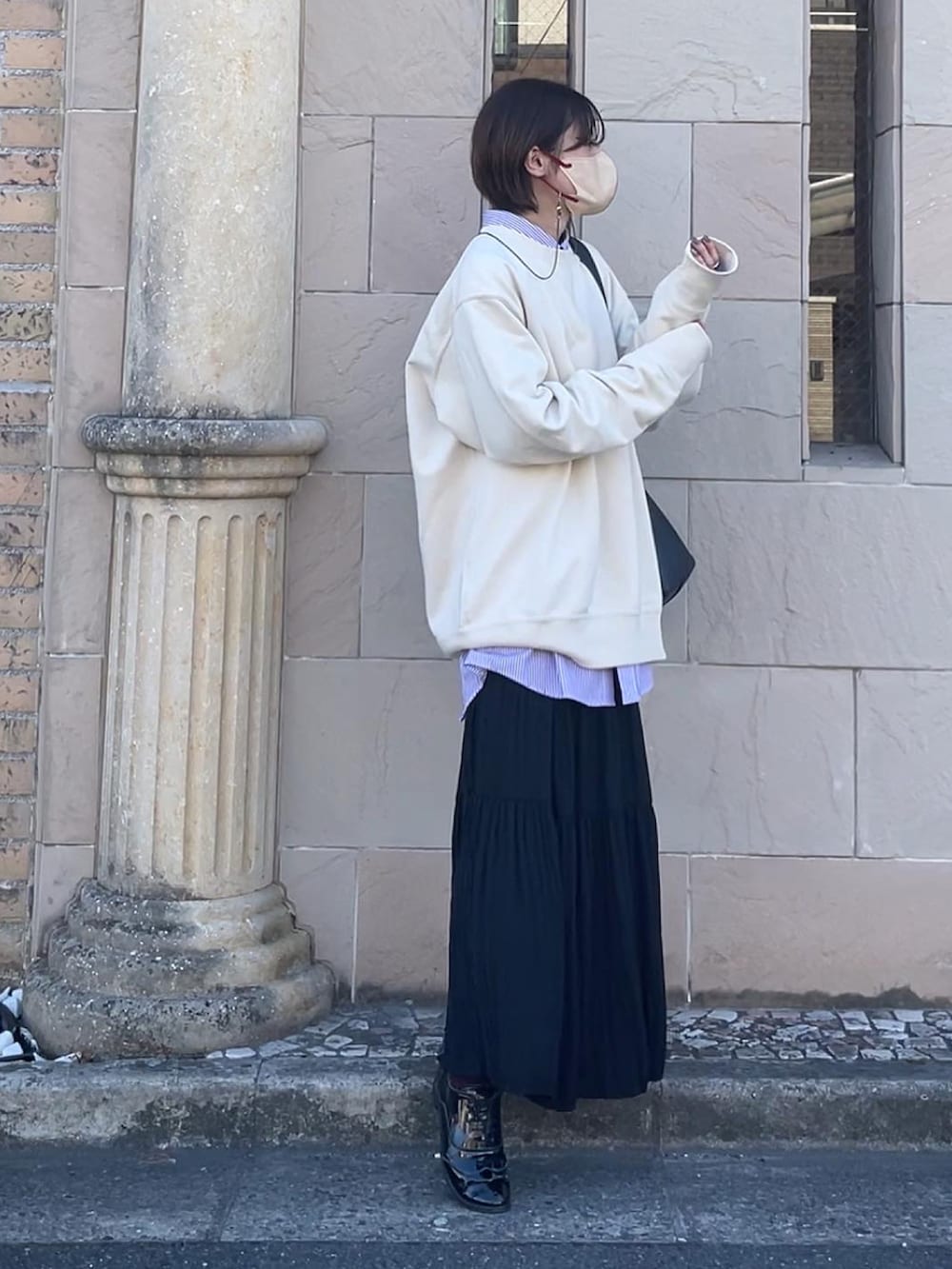 「大人コーデ、スウェット、ストライプ、yunくろ、yunco_de、yunclo、ユニクロ、UNIQLO」｜「UNIQLOのアイテム（トップス、ホワイト系）」を使った、yunさん（レディース・153cm）の冬コーディネートの3枚目の写真
