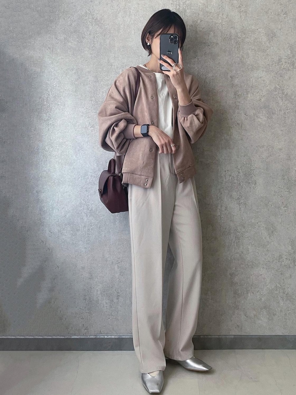 「春服みてみて、GRL、Fizz、polene、休日コーデ、シンプル、低身長、yunco_de、フラットシューズ」｜「GRLのベーシックストレートパンツ（その他パンツ、ベージュ系）」を使った、yunさん（レディース・153cm）の春コーディネートの2枚目の写真