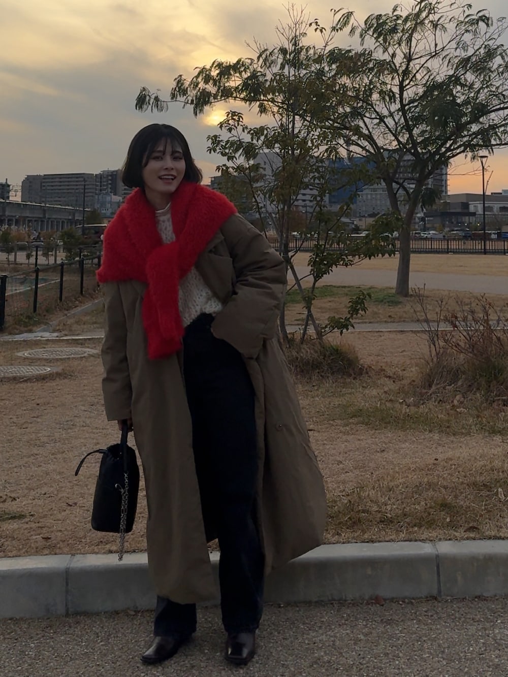 「冬コーデ、ロングコート、クラネ、yunco_de」｜「CLANEのCLANE/クラネ/COLOR DOWN CHESTER COAT（ダウンジャケット/コート、ベージュ系）」を使った、yunさん（レディース・153cm）の冬コーディネートの3枚目の写真