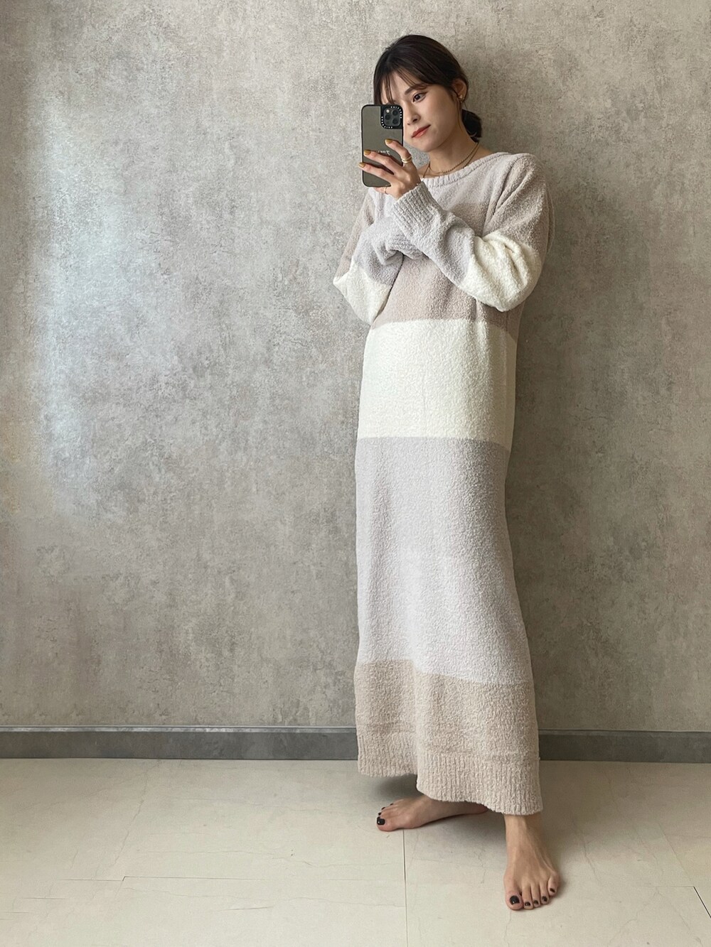 「wearhalloween2021、ルームウェア、ドノバン、DONOBAN、ラクチンコーデ」｜「DONOBANのもこもこルームウェア <ボーダーワンピ>（ルームワンピース、ベージュ系）」を使った、yunさん（レディース・153cm）の秋コーディネートの2枚目の写真