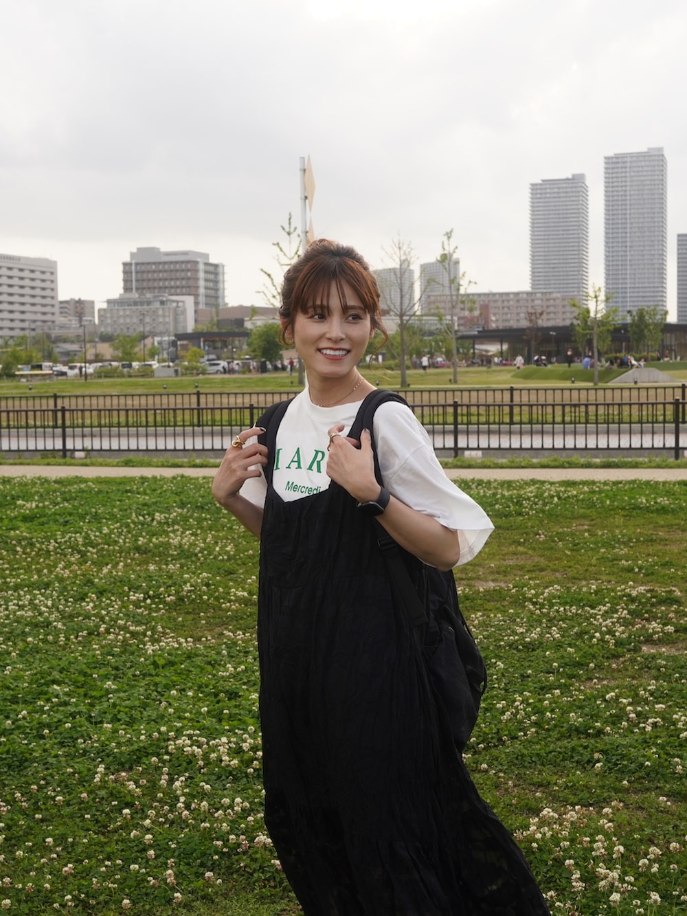「PR、tiptop、ジャガードワンピース、153cm、低身長、お出かけコーデ日記、yunco_de」｜「tiptopのシアージャガードノースリワンピース（ワンピース、ブラック系）」を使った、yunさん（レディース・153cm）の春コーディネートの3枚目の写真