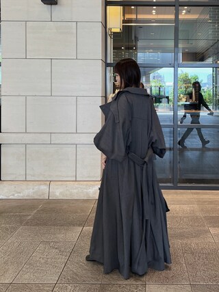 ウールチノコンシャススリーブトレンチコートを使った人気ファッション