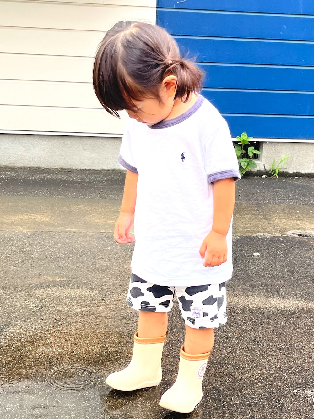 「キッズファッション、女の子、ショートパンツ、Tシャツ、保育園コーデ、１歳８ヶ月、1歳、リンガーTシャツ」｜「POLO RALPH LAURENのアイテム（Tシャツ/カットソー、ホワイト系）」を使った、yuzuneさん（キッズ・90cm）の夏コーディネートの2枚目の写真