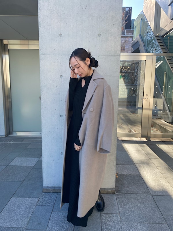「オケージョン、パーティ、スタイル美人、ワンピース、高身長、骨格ストレート、アウター」｜「styling/の2WAYリブニットワンピース（ワンピース、ブラック系）」を使った、styling/さん（レディース・165cm）の冬コーディネートの6枚目の写真