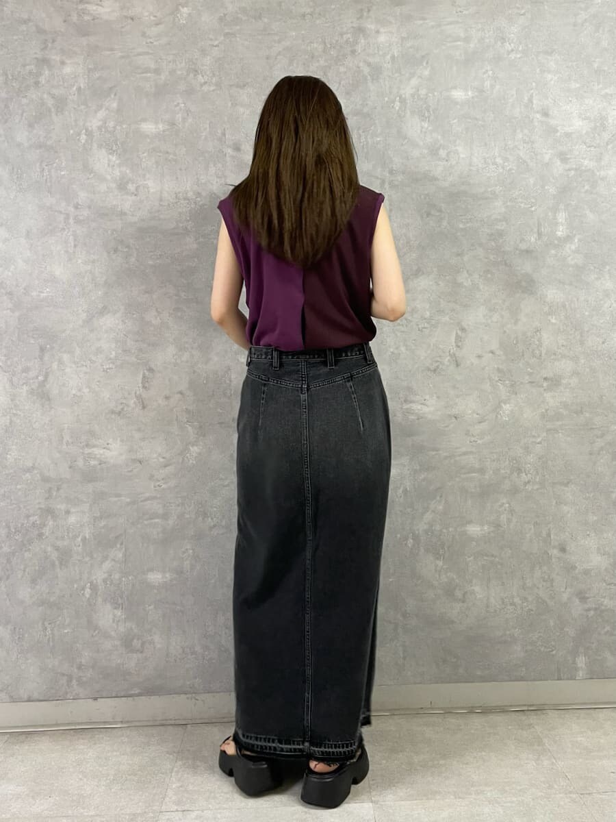 「カットソー、オケージョン、スタイル美人、先取りコーデ、セットアップ、ベーシック、秋先取りコーデ」｜「styling/のヘムフレア2WAYデニムスカート（デニムスカート、ブラック系）」を使った、styling/さん（レディース・161cm）の夏コーディネートの3枚目の写真