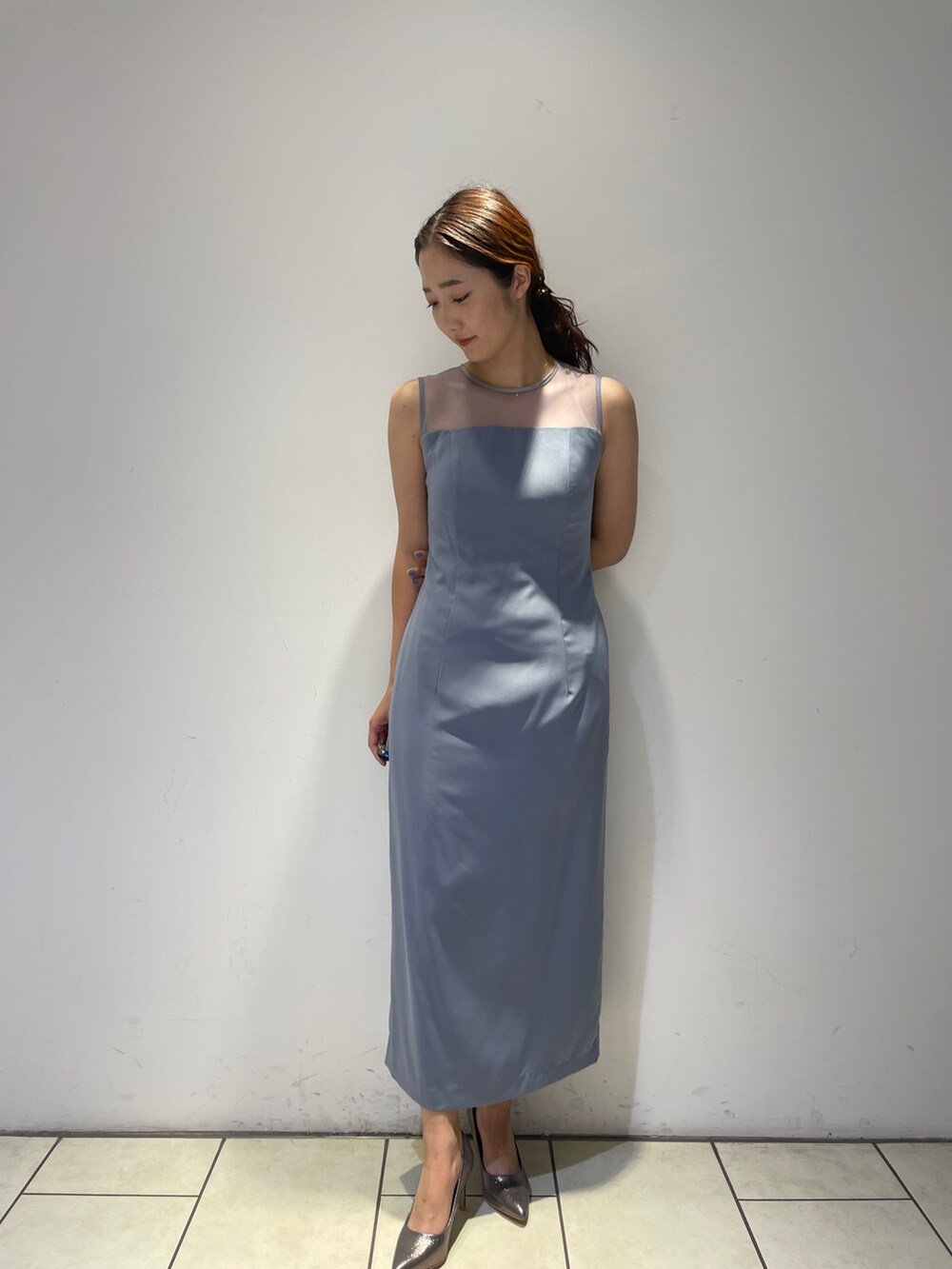 「LAGUNAMOONのLADYシアーボレロレイヤードワンピース（ドレス、ブルー系）」を使った、久保田さん（レディース・162cm）の冬コーディネートの8枚目の写真