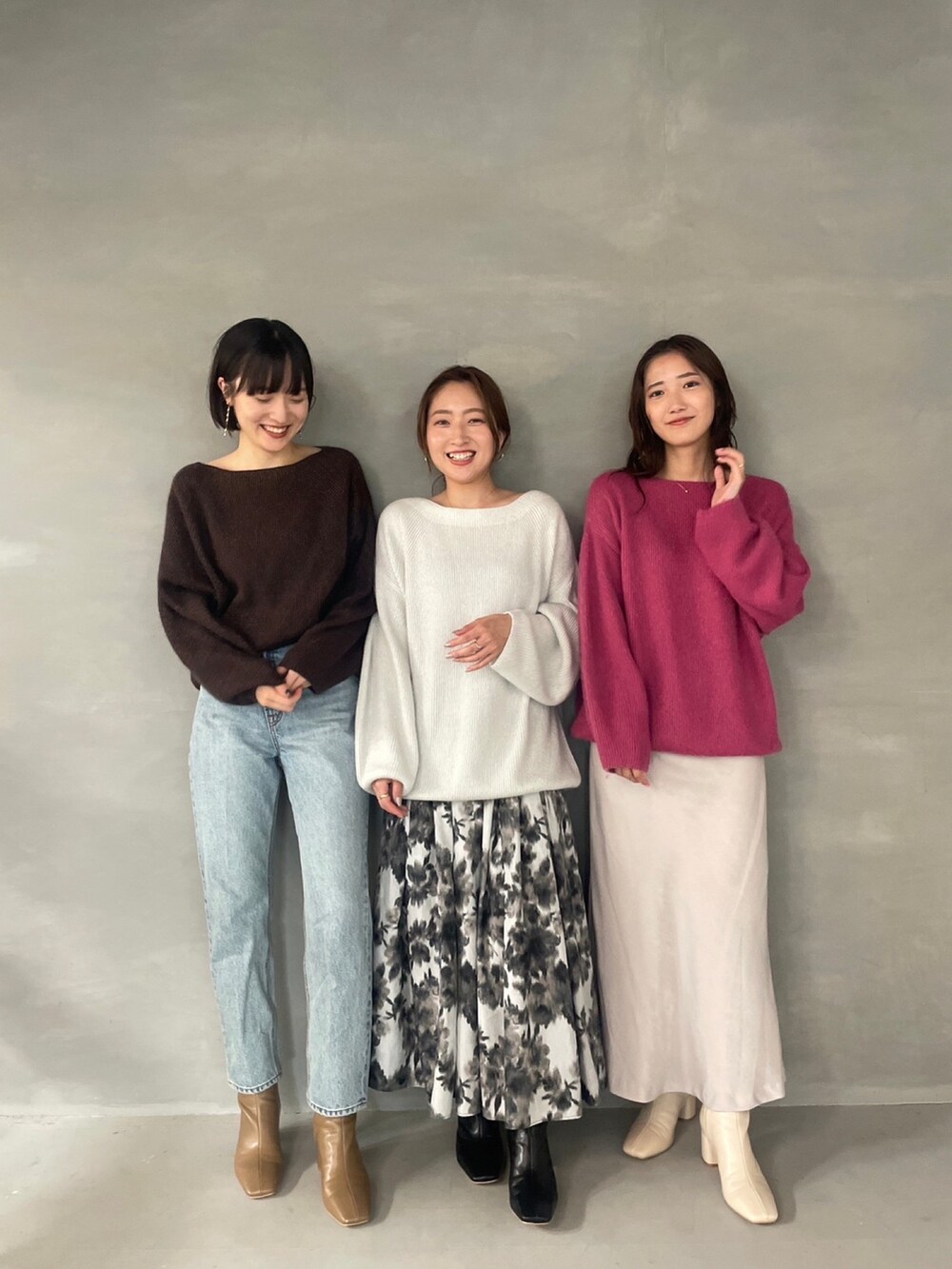 「LAGUNAMOONのミニマルカーブフォルムヒールショートブーツ（ブーツ、ホワイト系）」を使った、久保田さん（レディース・162cm）の夏コーディネートの9枚目の写真