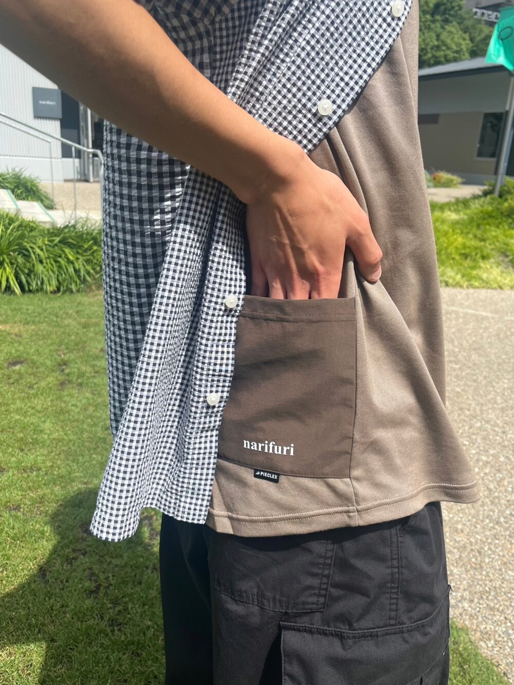 「夏、Tシャツ、インナー、ラフ、夏コーデ、アクティブ、機能性素材、narifuri、夏だ！Tシャツ着よう！」｜「narifuriのPIECLEX バックポケットTシャツ（Tシャツ/カットソー、ベージュ系）」を使った、Da-yaさん（メンズ・176cm）の夏コーディネートの2枚目の写真