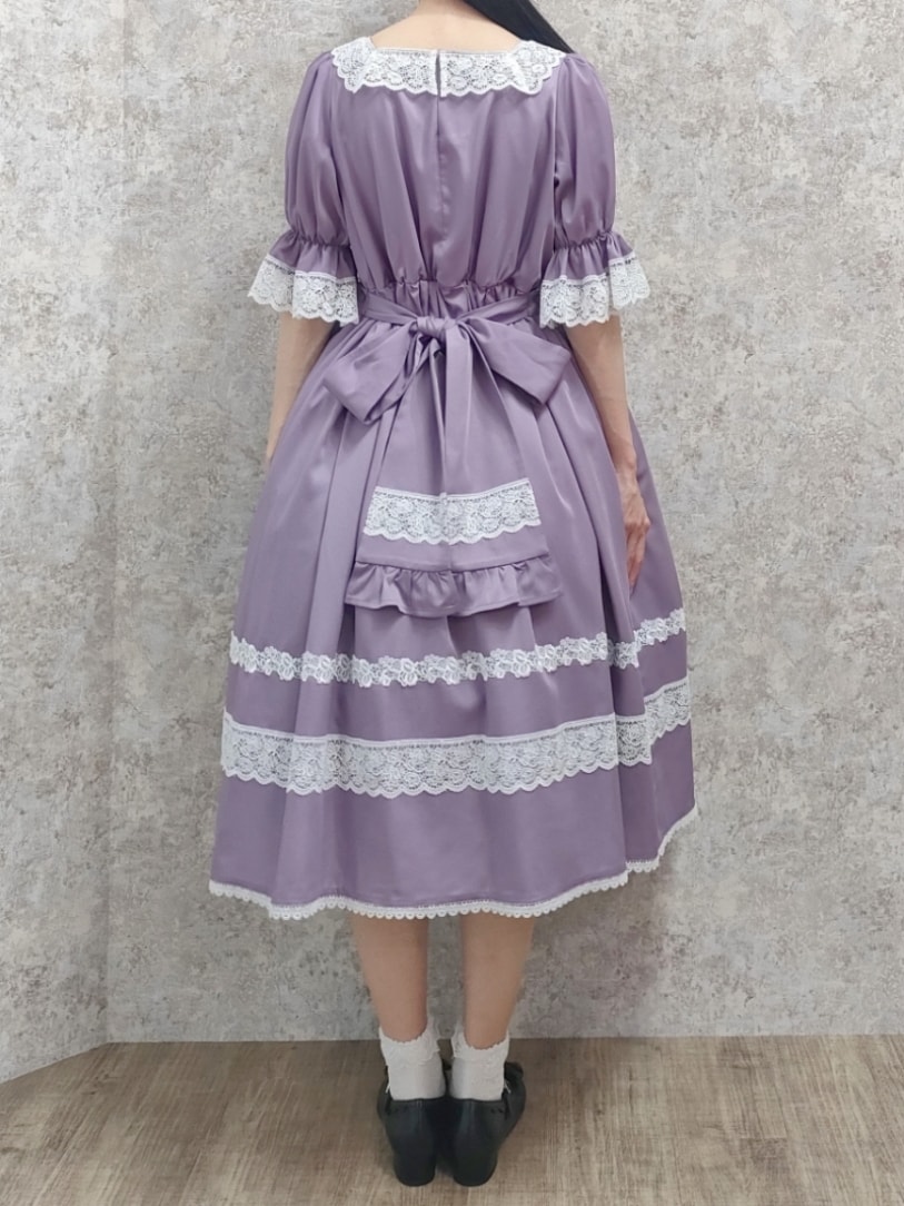 「リボン、Chalmiere、春、ワンピースコーデ、お洒落さんとつながりたい、推し活、パープル、ラプンツェル、テーマパークコーデ、クラシカル、ロリータ、パンプス、高身長女子、パニエ、ワンピース」｜「Chalmiereのシュエットワンピース（ワンピース、パープル系）」を使った、Hanaさん（骨格ナチュラル・レディース・168cm）の春コーディネートの6枚目の写真