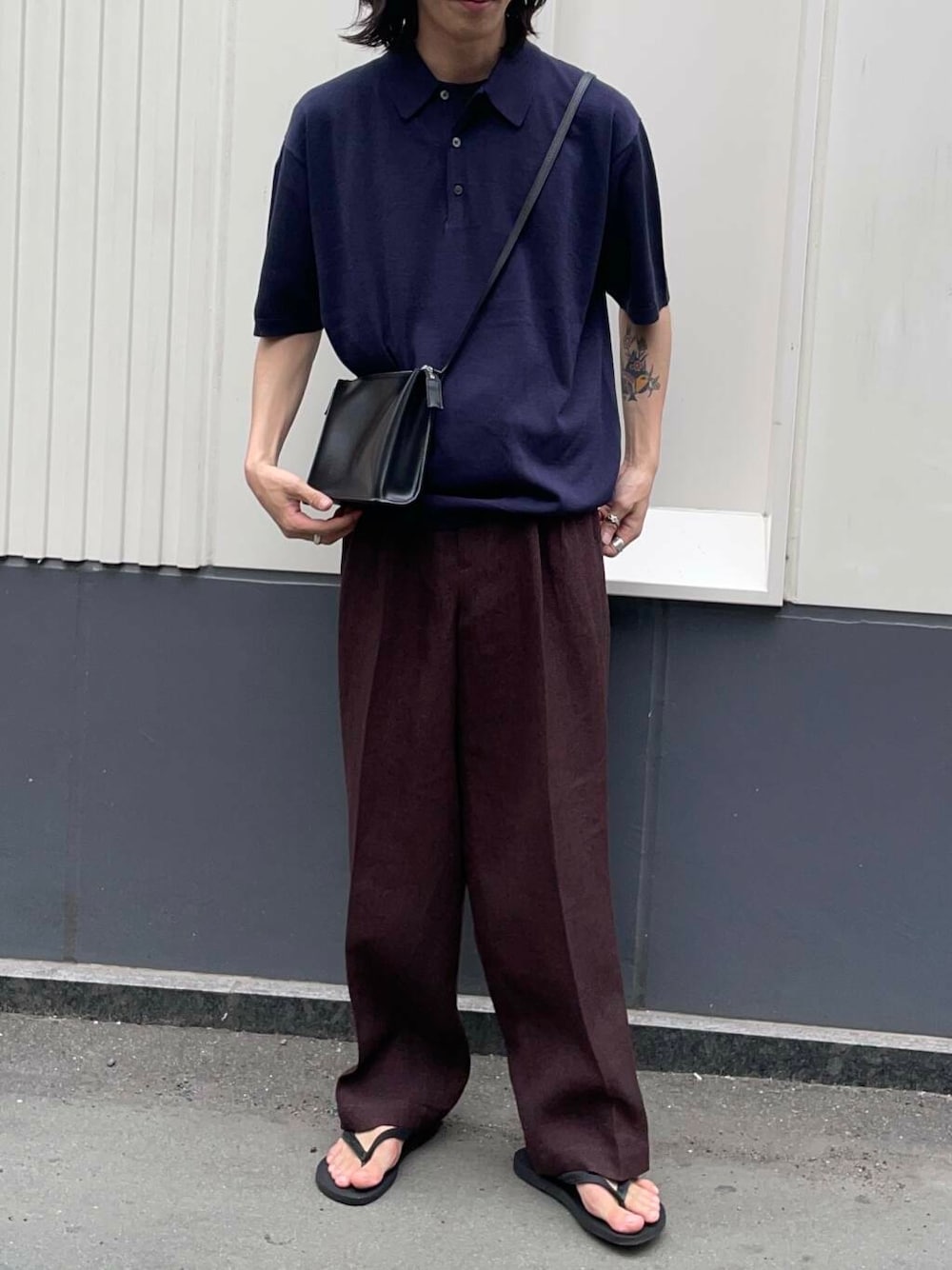 「アーバンリサーチ、URBANRESEARCH、リネン、newarrival、newbasic」｜「PIENIのPIENI　SHOULDER S（ショルダーバッグ、ブラック系）」を使った、RYOさん（メンズ・175cm）の春コーディネートの2枚目の写真